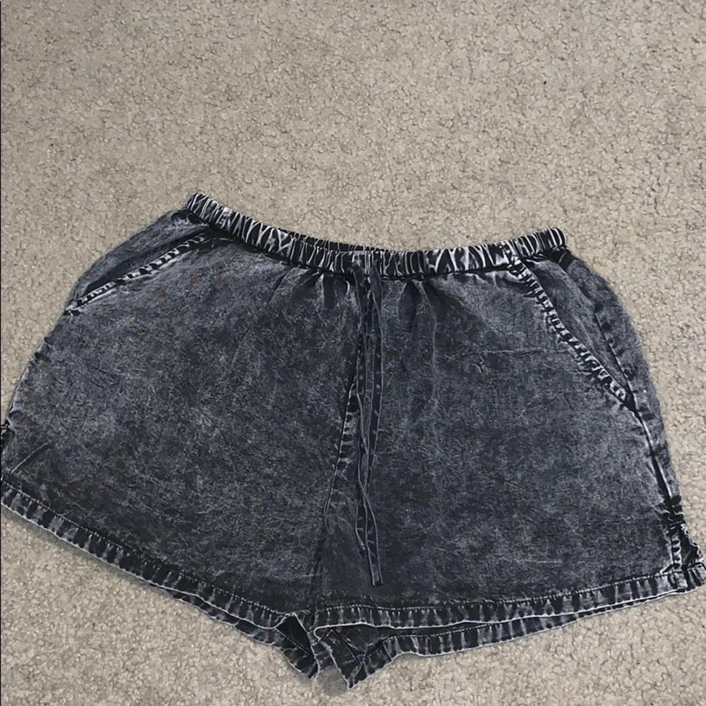 LA Hearts black acid wash shorts